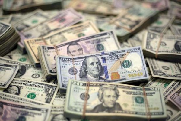 سعر الدولار أمام الجنيه المصري في البنوك اليوم الإثنين 22 نوفمبر 2021