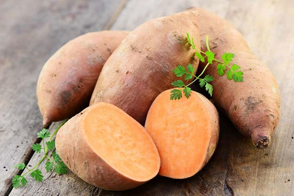 البطاطا الحلوة تقي من العديد من الأمراض .. تعرف على فوائدها