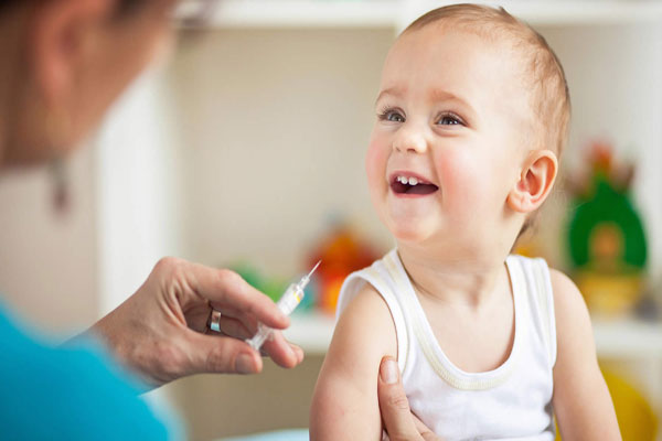 تطعيمات ما بعد الولادة .. أحرصي على أن يحصل طفلك عليها