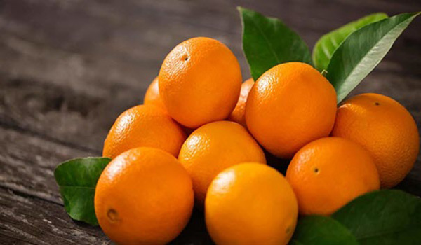 الفواكه البرتقالية تحمي الجسم من السرطان وأعراض الشيخوخة المبكرة