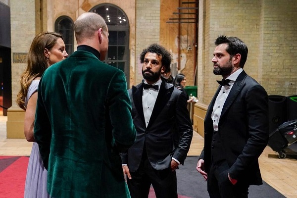 محمد صلاح يلتقى مع الأمير ويليام وزوجته في حفل جائزة إيرث شوت