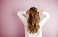 الأسباب المرضية لتساقط الشعر والعلاجات